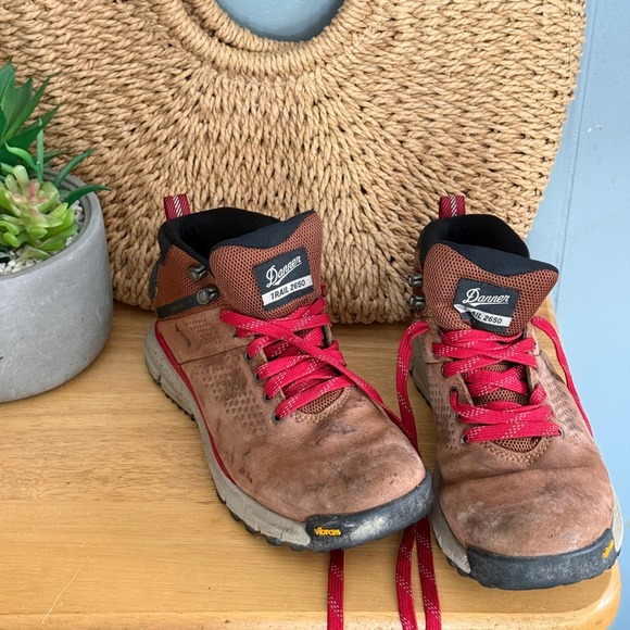 Danner Shoes - Danner Trail 2650 Mid 4in GTX Gore-Tex Hiking Boots Womens 8 Brown Red Gorpcore